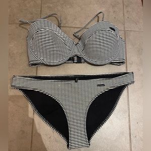 Triangl Neoprene Paige Bikini - striped black